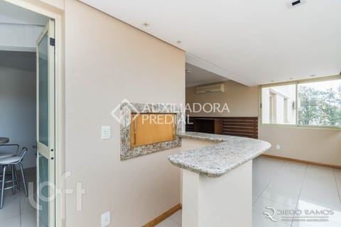 Image 33 - 227024